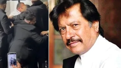 عطا اللہ عیسیٰ خیلوی نے لندن میں منعقد ہونے والے پروگرام میں گلوکاری کی